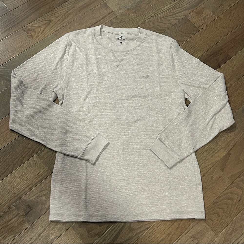Hollister thermal waffle shirt size L